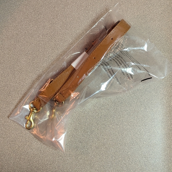 Clare V Grande Fanny STRAP ONLY - Picture 2 of 5